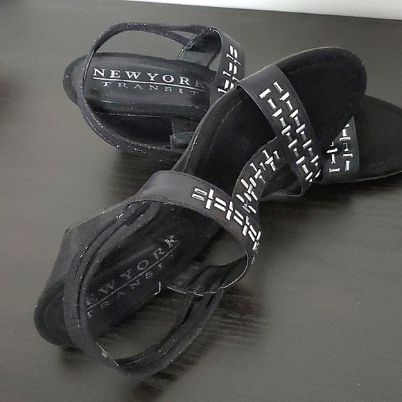 Black sandals - Picture 3 of 4